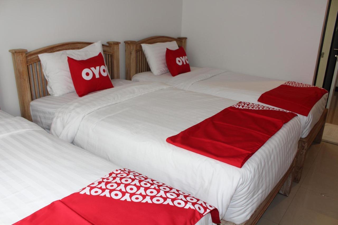 Oyo 75409 Premium The Family Hotel Чиангмай Экстерьер фото