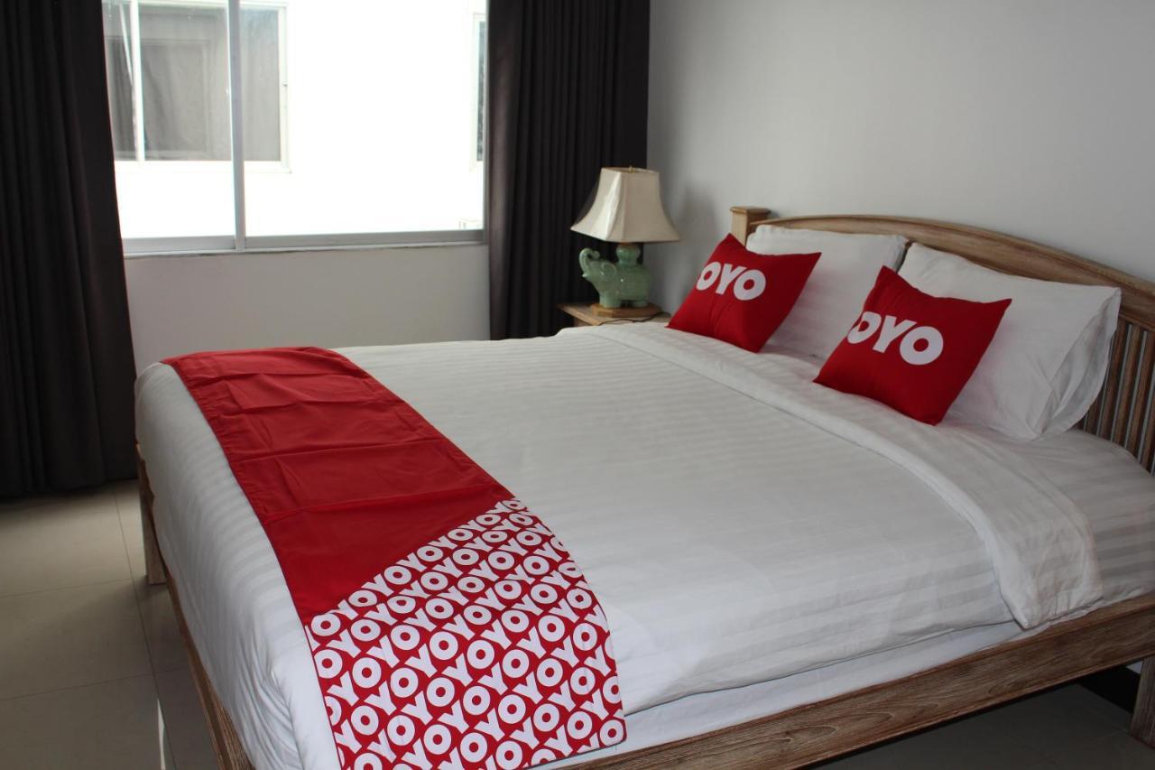 Oyo 75409 Premium The Family Hotel Чиангмай Экстерьер фото