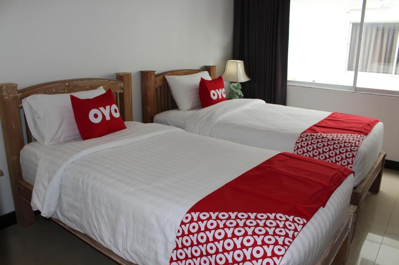 Oyo 75409 Premium The Family Hotel Чиангмай Экстерьер фото